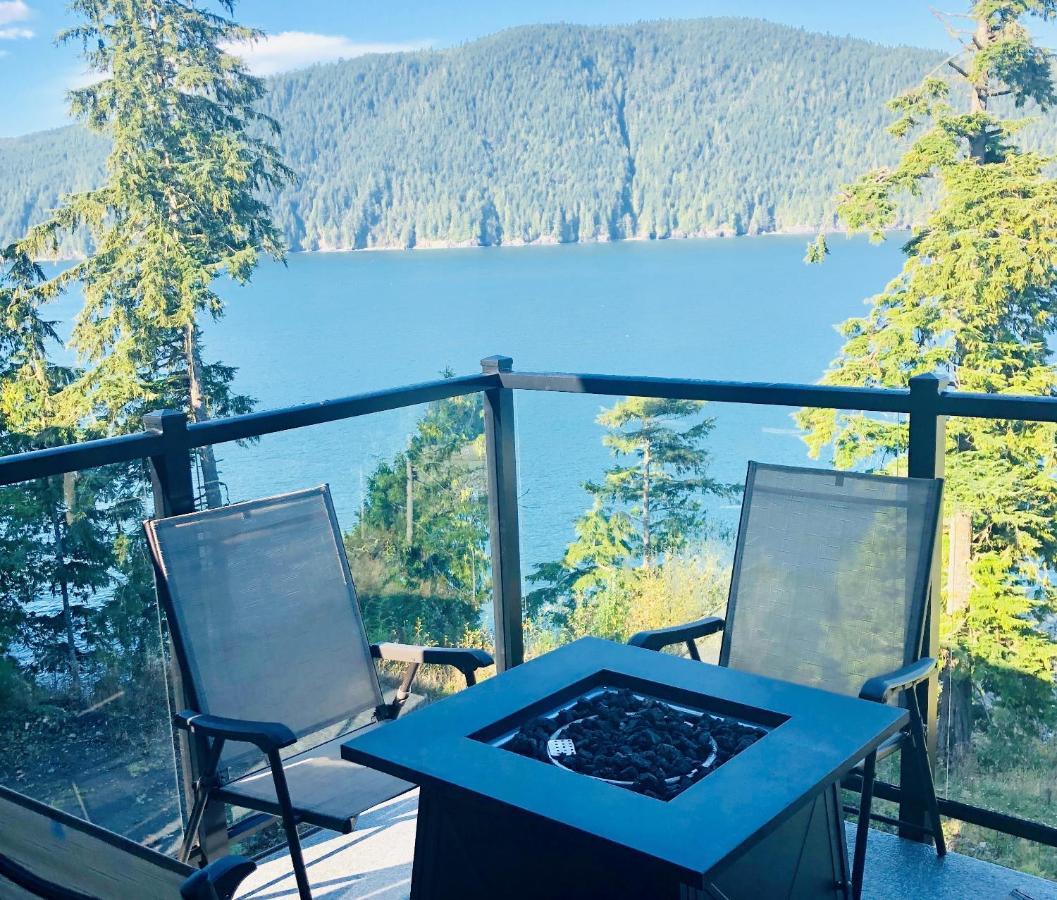 Sandy Feet Retreat Port Renfrew- Oceanfront 2Br Modern Cottage エクステリア 写真